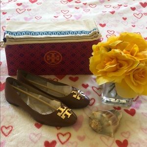 Tory Burch flat shoes